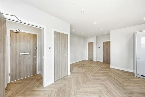2 bedroom flat for sale, 39 Pemberton Court