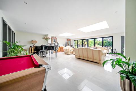 4 bedroom detached house for sale, Chislehurst Road, Bromley