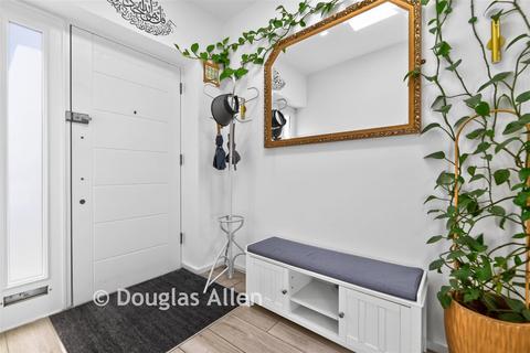 3 bedroom semi-detached bungalow for sale, Caterham Avenue, Ilford IG5