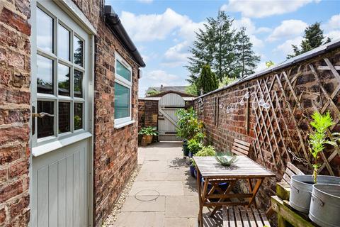 2 bedroom terraced house for sale, The Village, York YO32