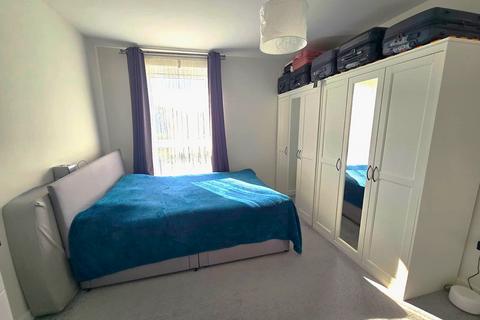 1 bedroom flat for sale, Carpenter House, Hayes, Hayes, Middlesex, UB3