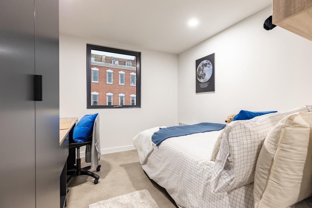Apartment in Bristol, Stokes Croft, Broadmead - View 3