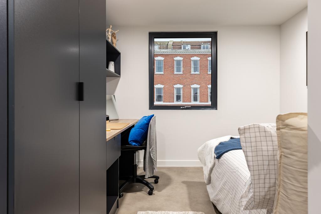 Apartment in Bristol, Stokes Croft, Broadmead - View 4