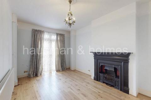 3 bedroom terraced house for sale, Dartmouth Road, NW4