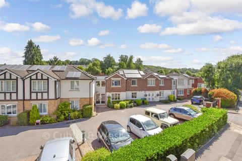 1 bedroom ground floor flat for sale, Stafford Road, Caterham, Surrey