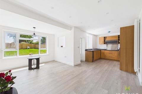 3 bedroom detached house for sale, Kimberley Lane, St Martins
