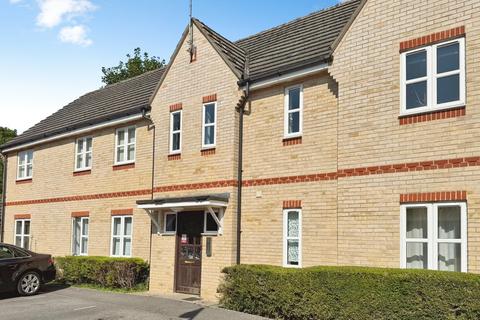 2 bed flat/apartment for rent in Lawrence Place, Newbury, RG14