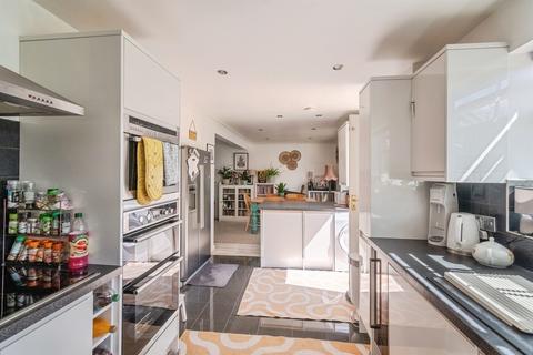 5 bedroom detached house for sale, Sandpiper Gardens, Chippenham