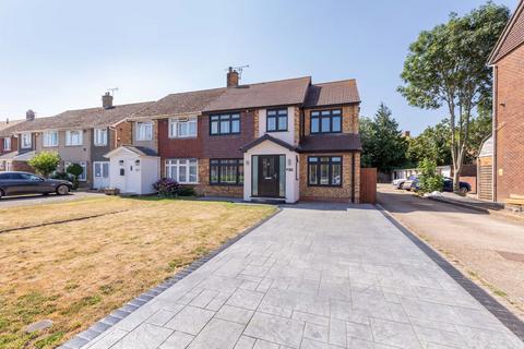 Rodney Way, Colnbrook SL3