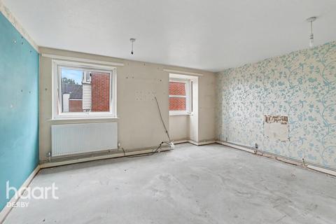 2 bedroom flat for sale, Cloudwood Close, Derby