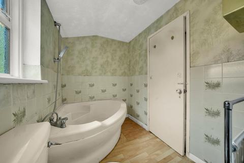 3 bedroom terraced house for sale, Nutfield Road, Leyton, E15