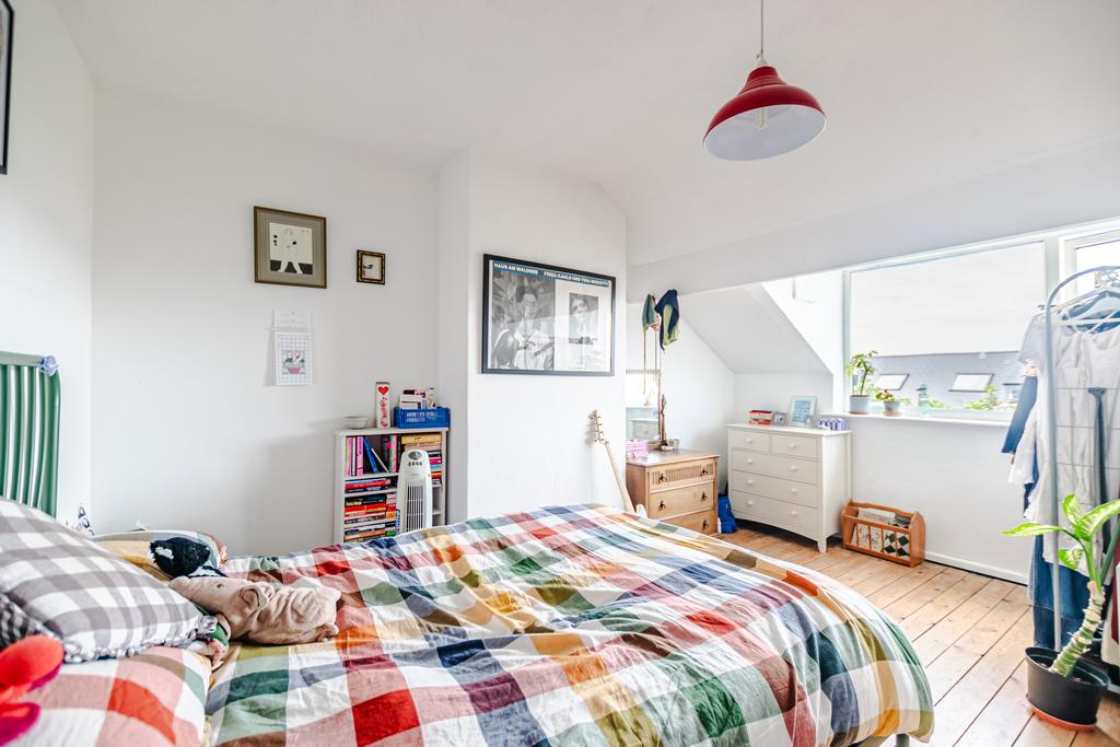 Bedroom2a