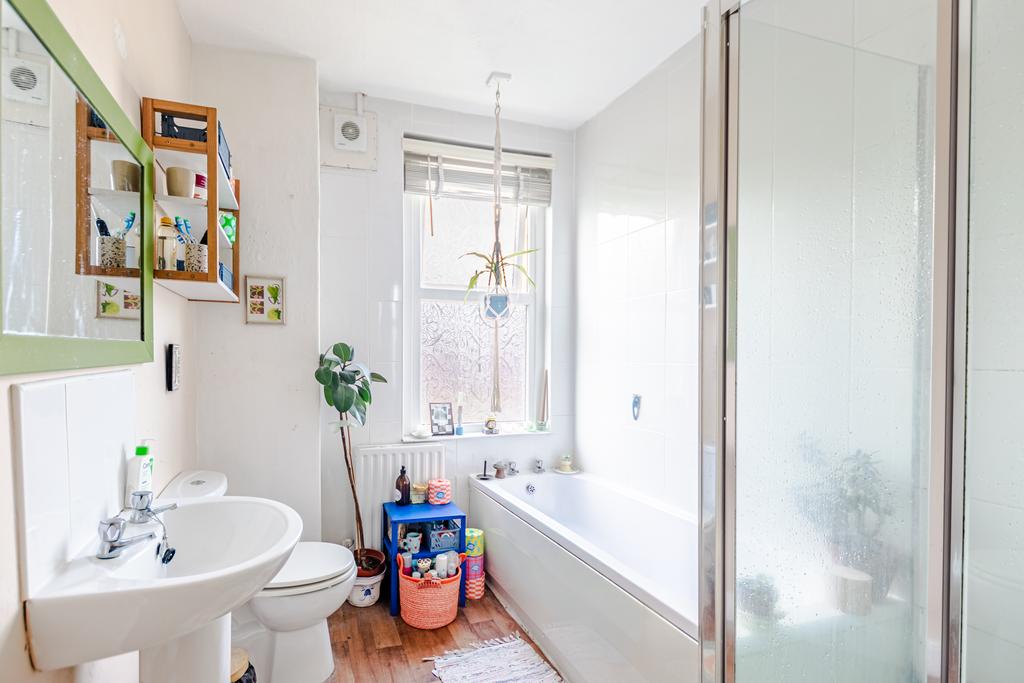 Bathroom1