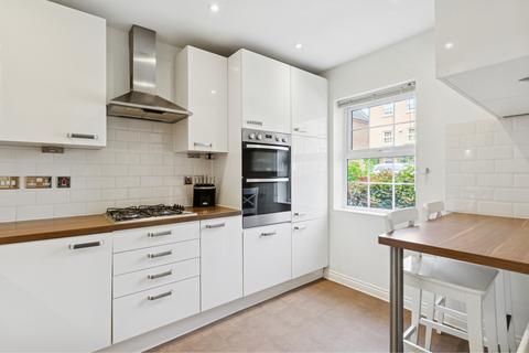4 bedroom townhouse for sale, Frederick Place, Frogmore, St Albans, Hertfordshire, AL2