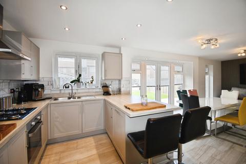 4 bedroom detached house for sale, Baccarat Close, Anlaby, Hull
