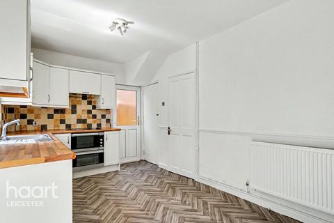 2 bedroom semi-detached house for sale, Kingston Avenue, Wigston