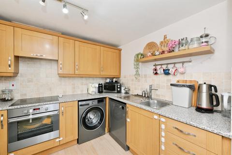 1 bedroom flat for sale, Sorbus Road, Broxbourne
