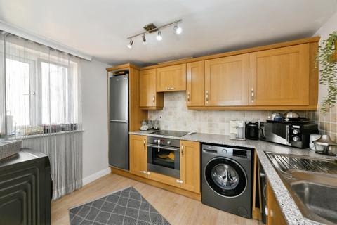 1 bedroom flat for sale, Sorbus Road, Broxbourne