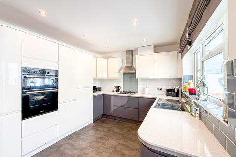 3 bedroom bungalow for sale, Hyperion Avenue,  Polegate, BN26