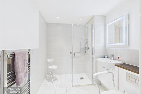 2 bedroom retirement property for sale, Lawrence Place, Maldon
