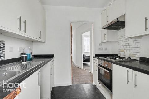 3 bedroom terraced house for sale, Elstree Gardens, Belvedere
