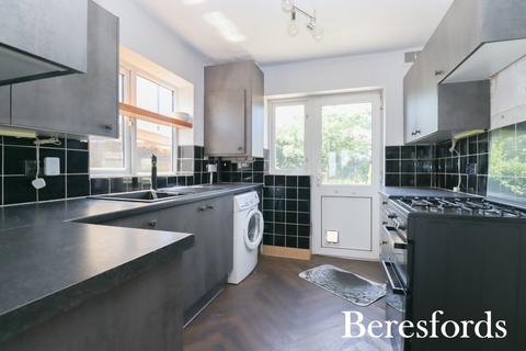 3 bedroom end of terrace house for sale, Front Lane, Upminster, RM14