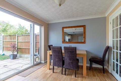 undefined, 11 Park Rd, Burton Latimer