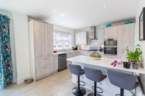 4 bedroom detached house for sale, Dexter Way, Winscombe