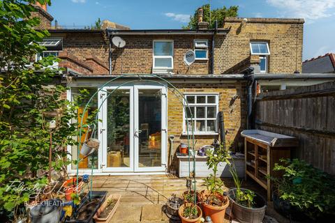 2 bedroom terraced house for sale, Lyveden Road, Blackheath