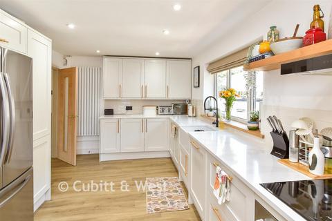 4 bedroom chalet for sale, Balsdean Road, Brighton BN2