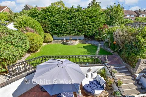 4 bedroom chalet for sale, Balsdean Road, Brighton BN2