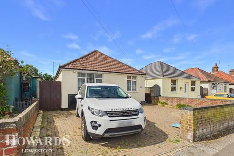 2 bedroom detached bungalow for sale, Kimberley Road, Lowestoft