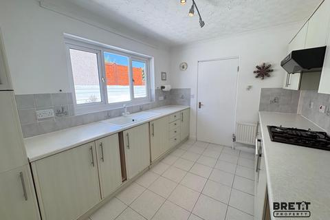 4 bedroom bungalow for sale, 17 Hazel Grove, Llanstadwell, Milford Haven SA73 1EW