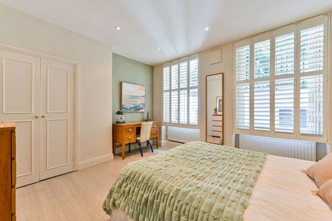 1 bedroom flat for sale, Nevern Square, SW5, Earls Court, London, SW5