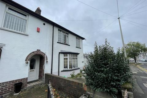 2 bed flat/apartment for rent in Sanquhar Street, CARDIFF