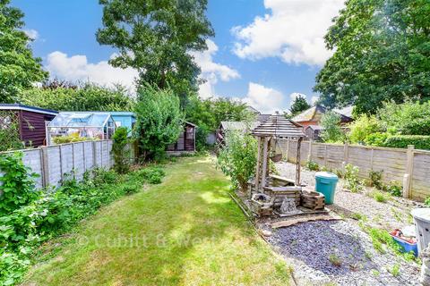 2 bedroom semi-detached bungalow for sale, Parklands Road, Chichester, West Sussex