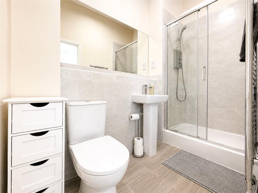 Apartment in Cambridge, Eddington - More