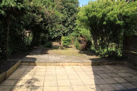 5 bedroom terraced house to rent, Drakefell Road, SE14