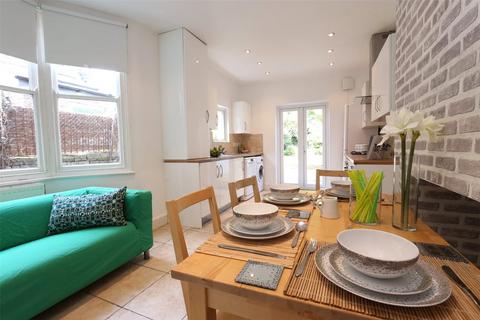 5 bedroom terraced house to rent, Drakefell Road, SE14
