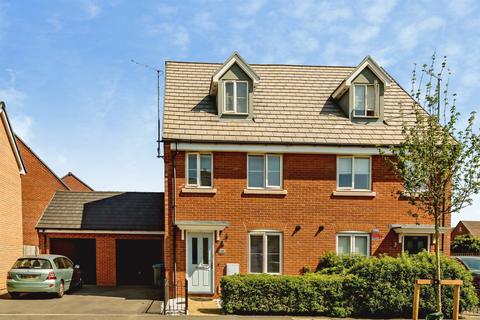 3 bedroom semi-detached house for sale, Paradise Orchard, AYLESBURY