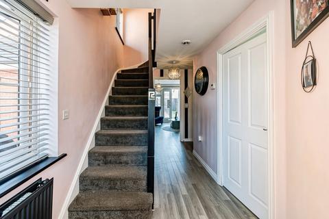 3 bedroom semi-detached house for sale, Paradise Orchard, AYLESBURY