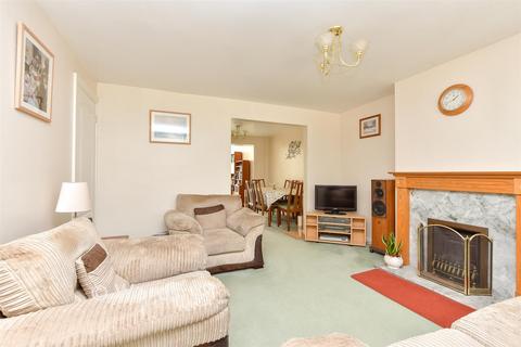 3 bedroom semi-detached house for sale, Grove Park Avenue, Sittingbourne ME10