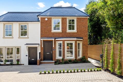 3 bedroom semi-detached house for sale, Ridgeland Place, Cobham KT11