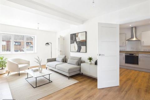 undefined, Elmtree Drive, BRISTOL, BS13