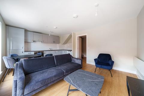 2 bed flat/apartment for rent in Cable House, Market Street, Newbury RG14