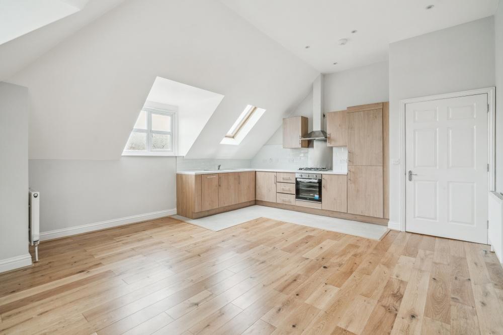 Apartment in Harrow - View 3