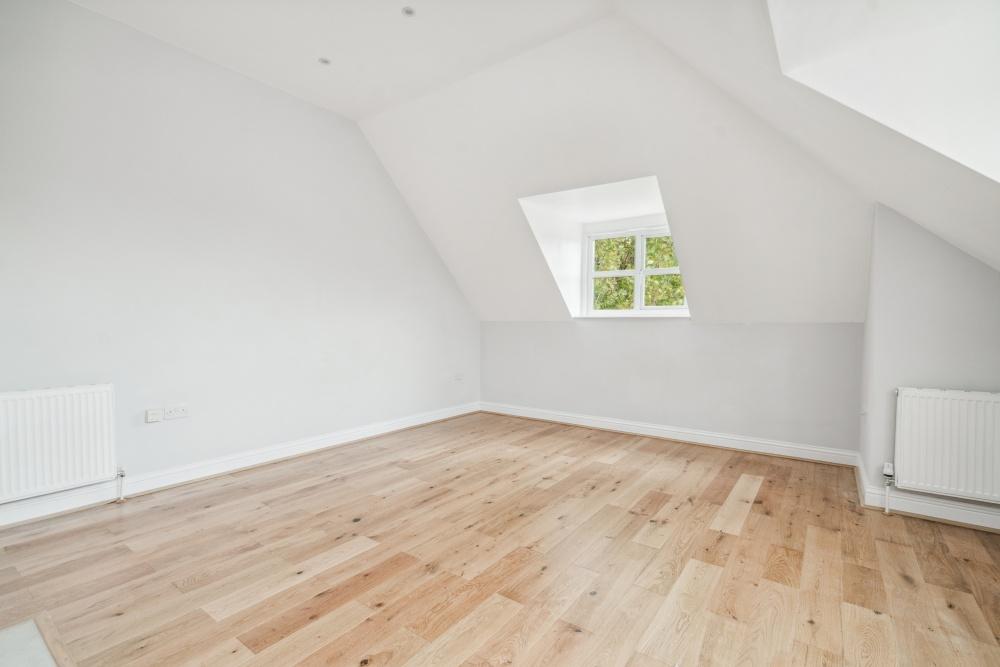 Apartment in Harrow - More