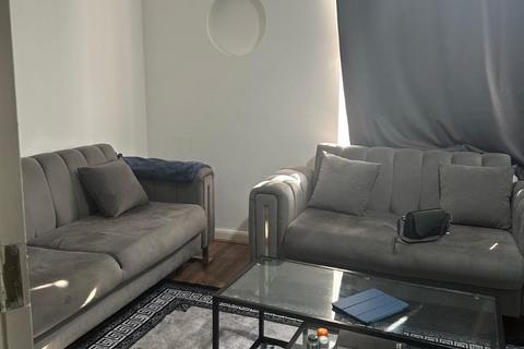 2 bedroom flat for sale, London NW10