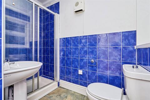 2 bedroom flat for sale, George Street, Ryde, Isle Of Wight, PO33