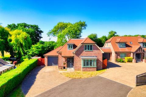 4 bedroom detached house for sale, Glebe Court, Eastleigh SO50